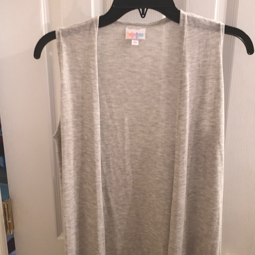 Light grey Joy layering piece